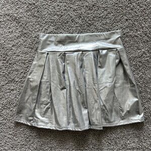 Spirit Silver Pleated Skirt